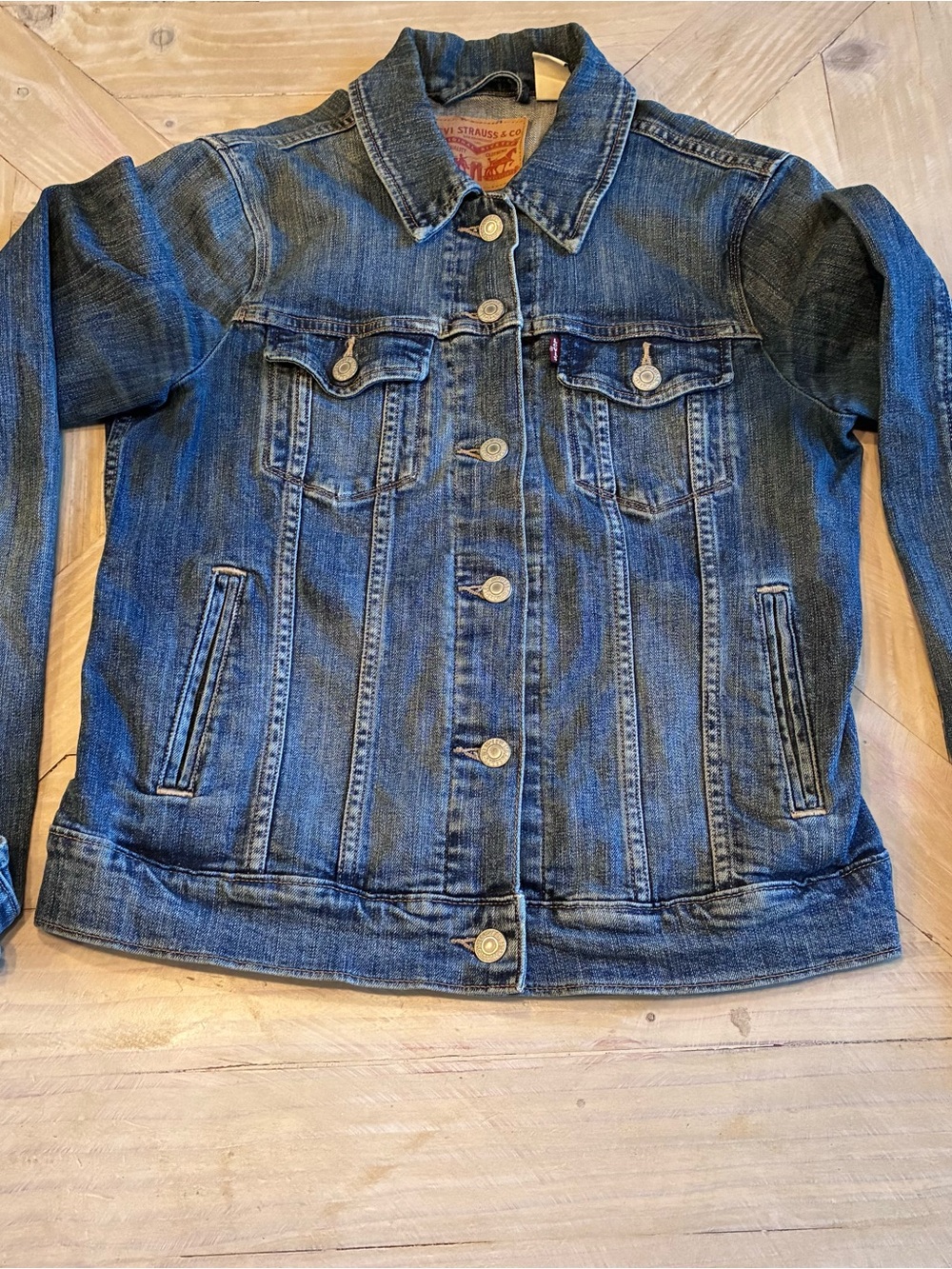 Levi's Women's Dark Blue Denim Trucker Jacket